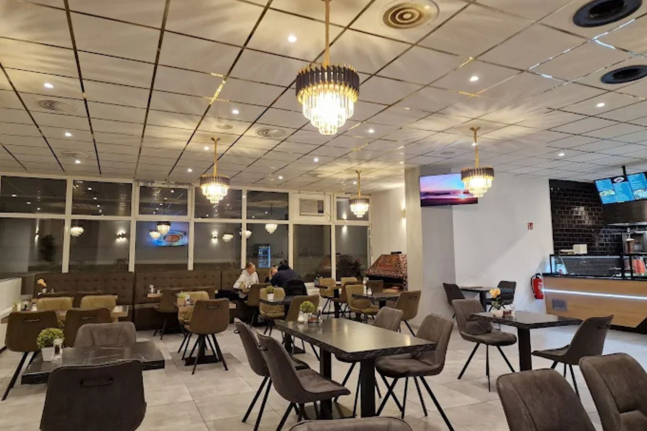 Bosporus Grill & Restaurant, Leonberger Str. 97, 71229 Leonberg